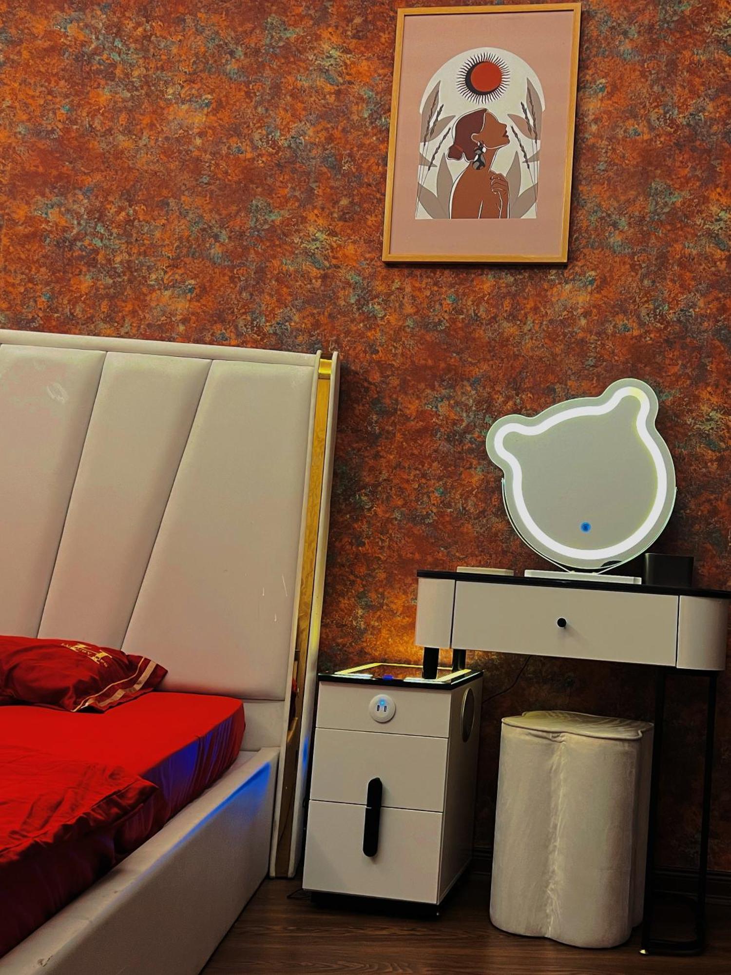 Venus Apartment Kham Thien Hanoi Bagian luar foto